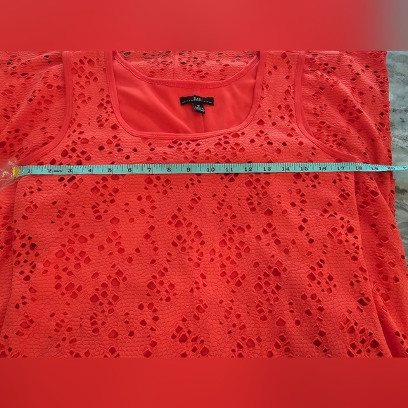 R&K CORAL Sleeveless Eyelet TANK Fully LINED dress. Medium. - Picture 7 of 10